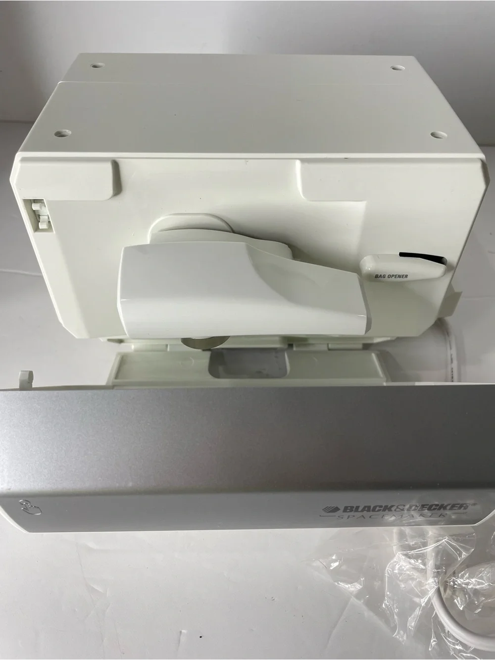Black & Decker Spacemaker Under The Counter Can Opener NEW White in Box